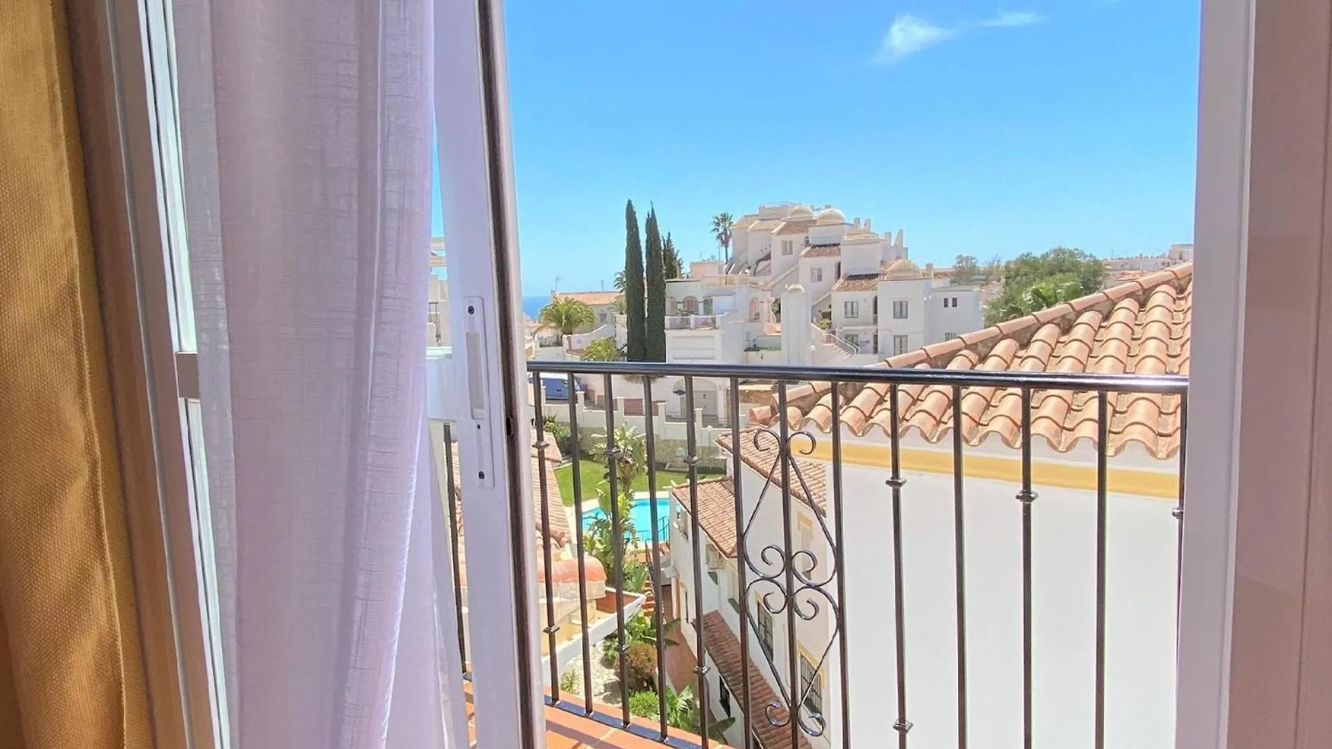 Apartment Ferienwohnung Fuer 4 Personen Ca 80 Qm In Nerja, Andalusien Costa Del Sol